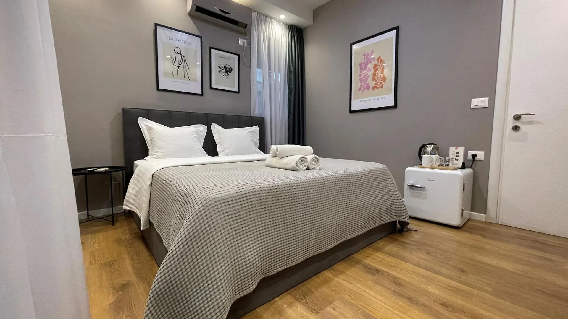 Apartment Urban Budget Studios Tirana