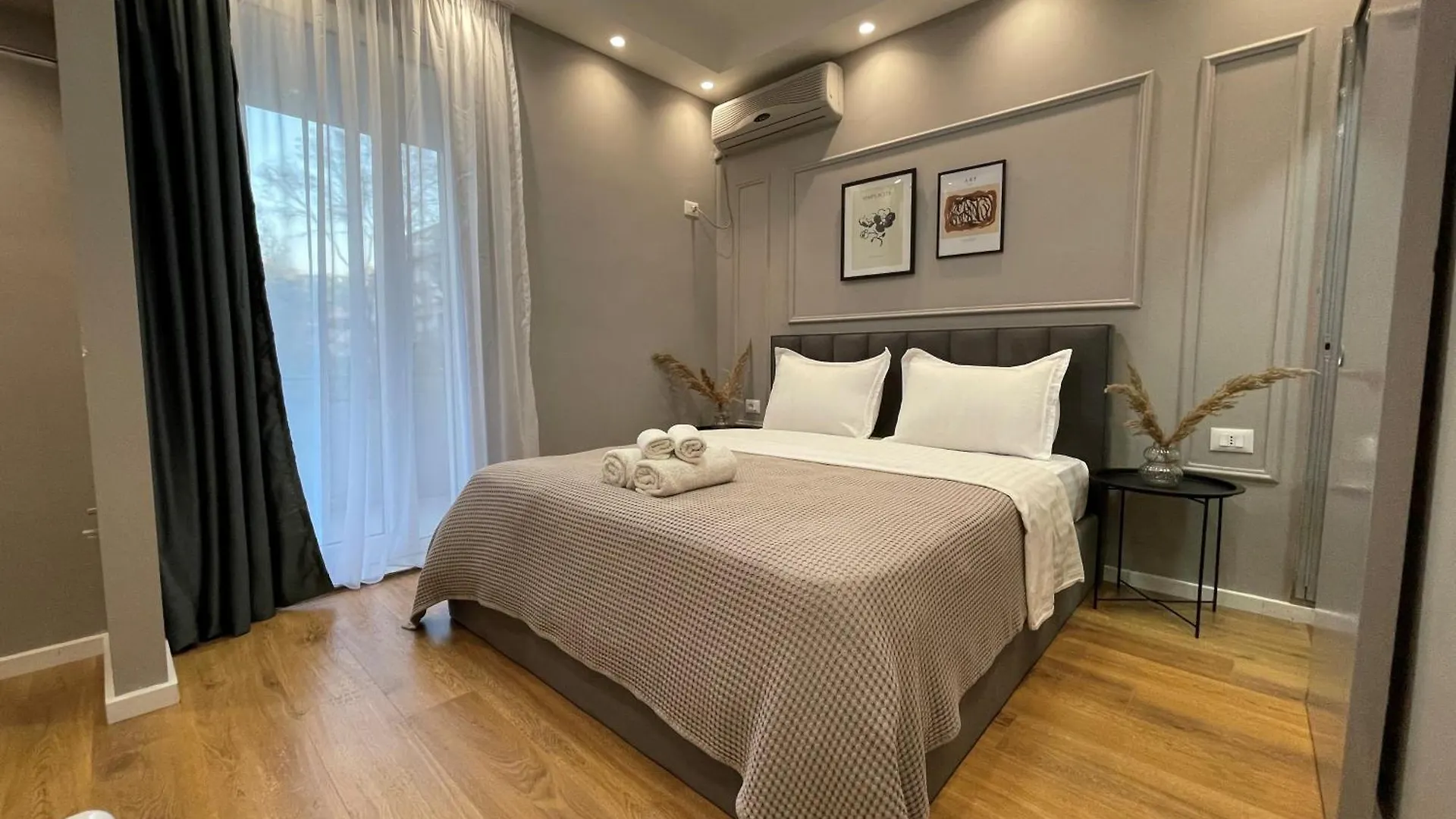 Apartment Urban Budget Studios Tirana Albania